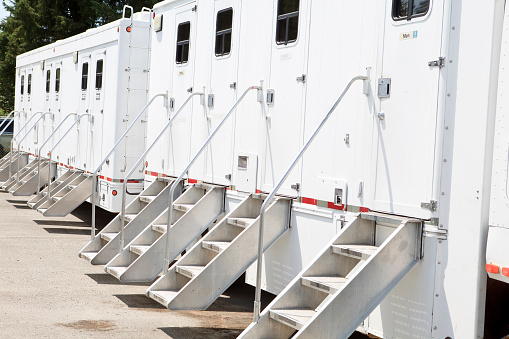 mobile bathroom trailer